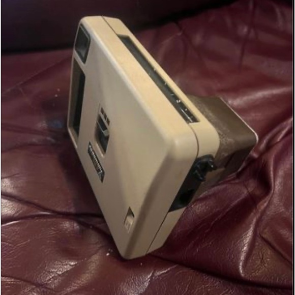 Kodak Eastman Pleaser II Kodamatic Film Camera - Picture 6 of 6